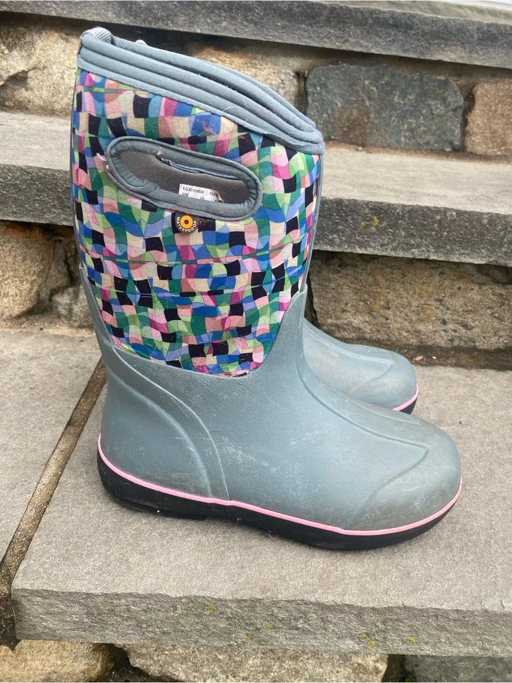 Bogs Gray Big Girls size 5 Winter Snow Boots